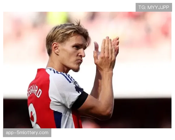 从重伤到核心:回顾阿森纳队长厄德高如何走出阴影,率队重返欧冠四强 从重伤到核心:回顾阿森纳队长厄德高如何走出阴影,率队重返欧冠四强